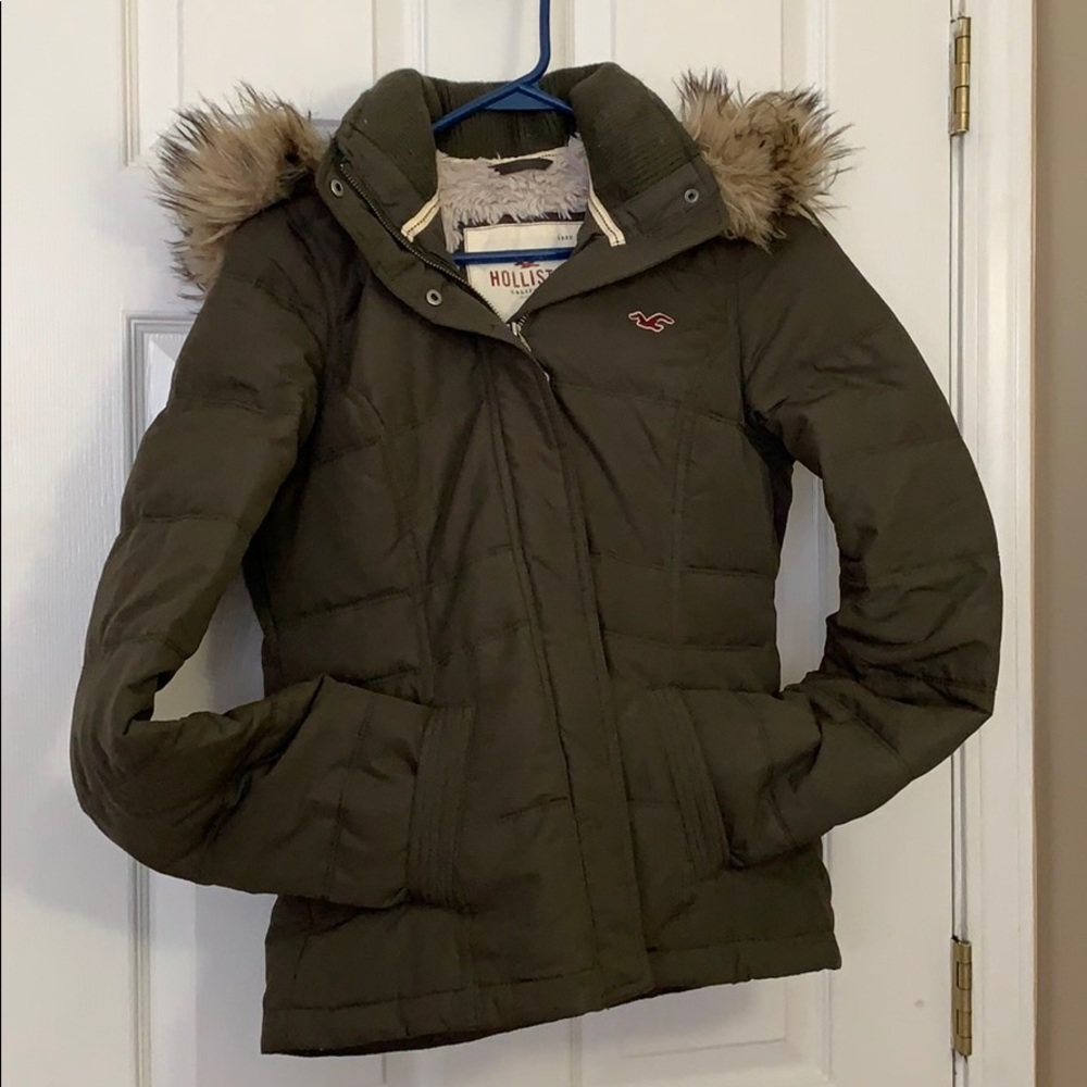 LAST CHANCE! Vintage Hollister fur lined coat